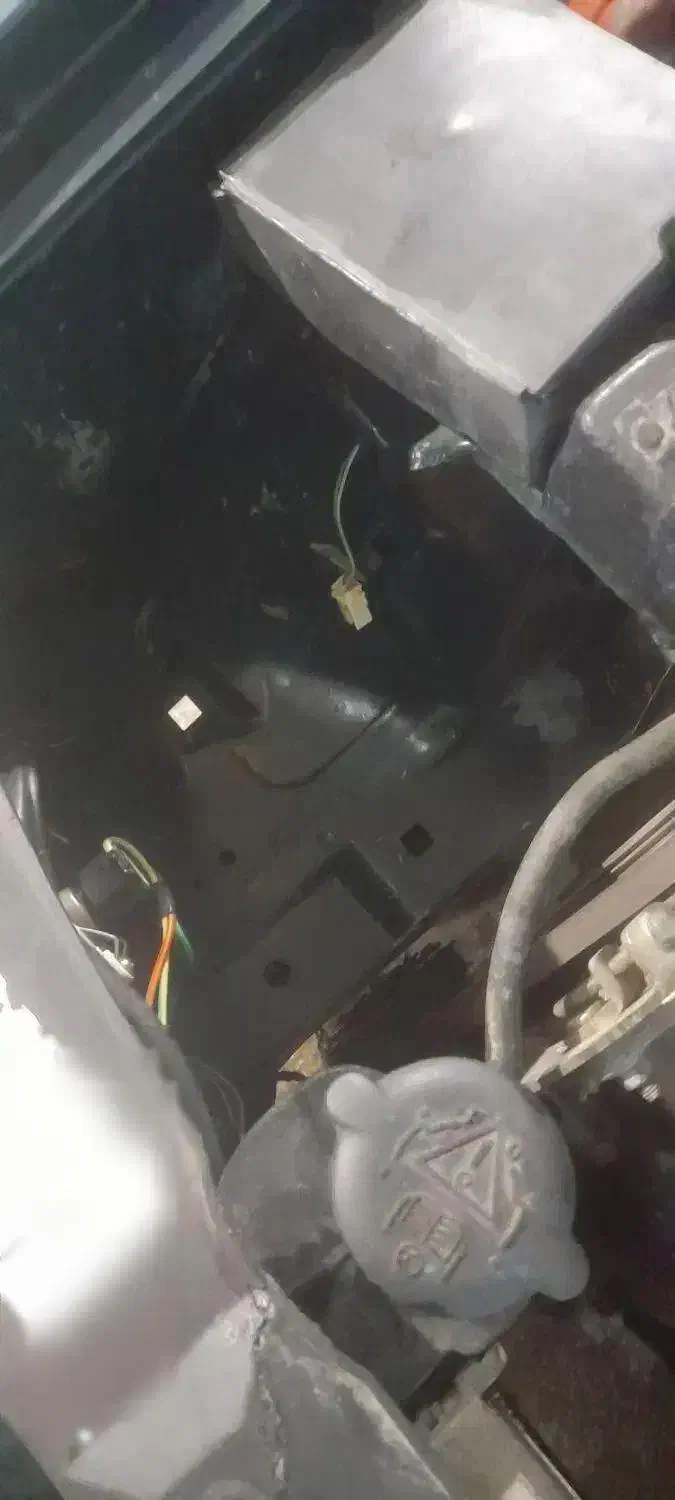 پژو 405 GLX بنزینی، مدل ۱۳۸۱ (2000)|خودرو سواری و وانت|اسفراین, |دیوار