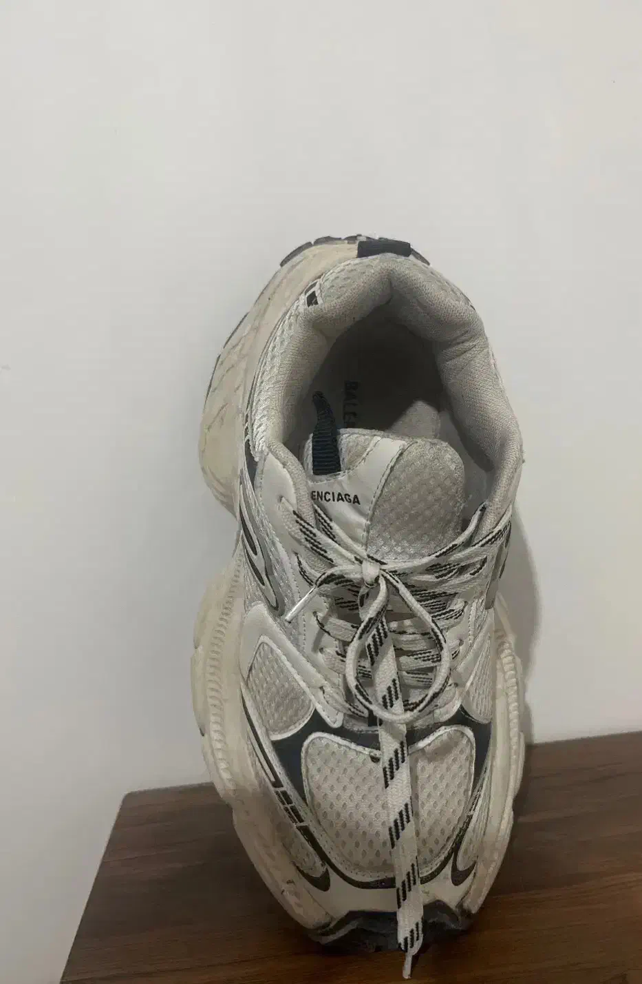 کفش بلنسیگا|کیف، کفش، کمربند|کرمان, |دیوار