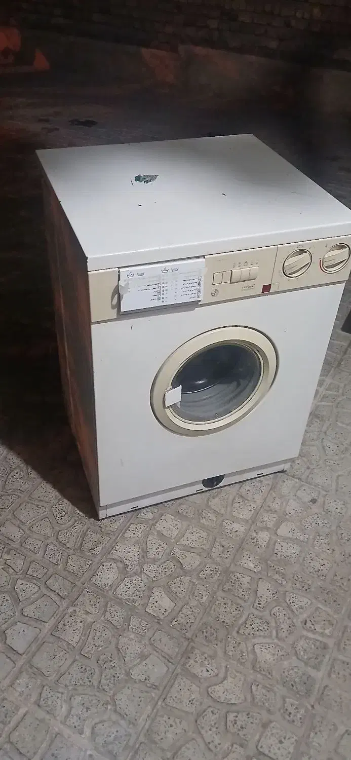 ماشین لباسشویی ارج|ماشین لباسشویی و خشک‌کن لباس|هشتگرد, شهرک راه آهن|دیوار