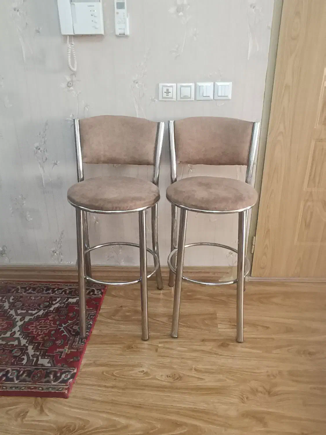 صندلی|صندلی و نیمکت|تبریز, |دیوار