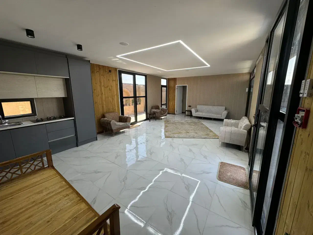 کانکس کانتینر|ماشینآلات صنعتی|خمینیشهر, |دیوار