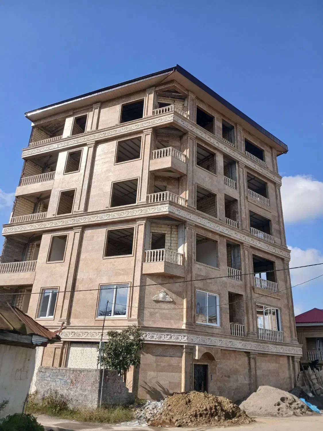 پیش فروش/۸۵ متر/ بر اصلی شیخ زاهد|پیشفروش املاک|لاهیجان, گلستان|دیوار