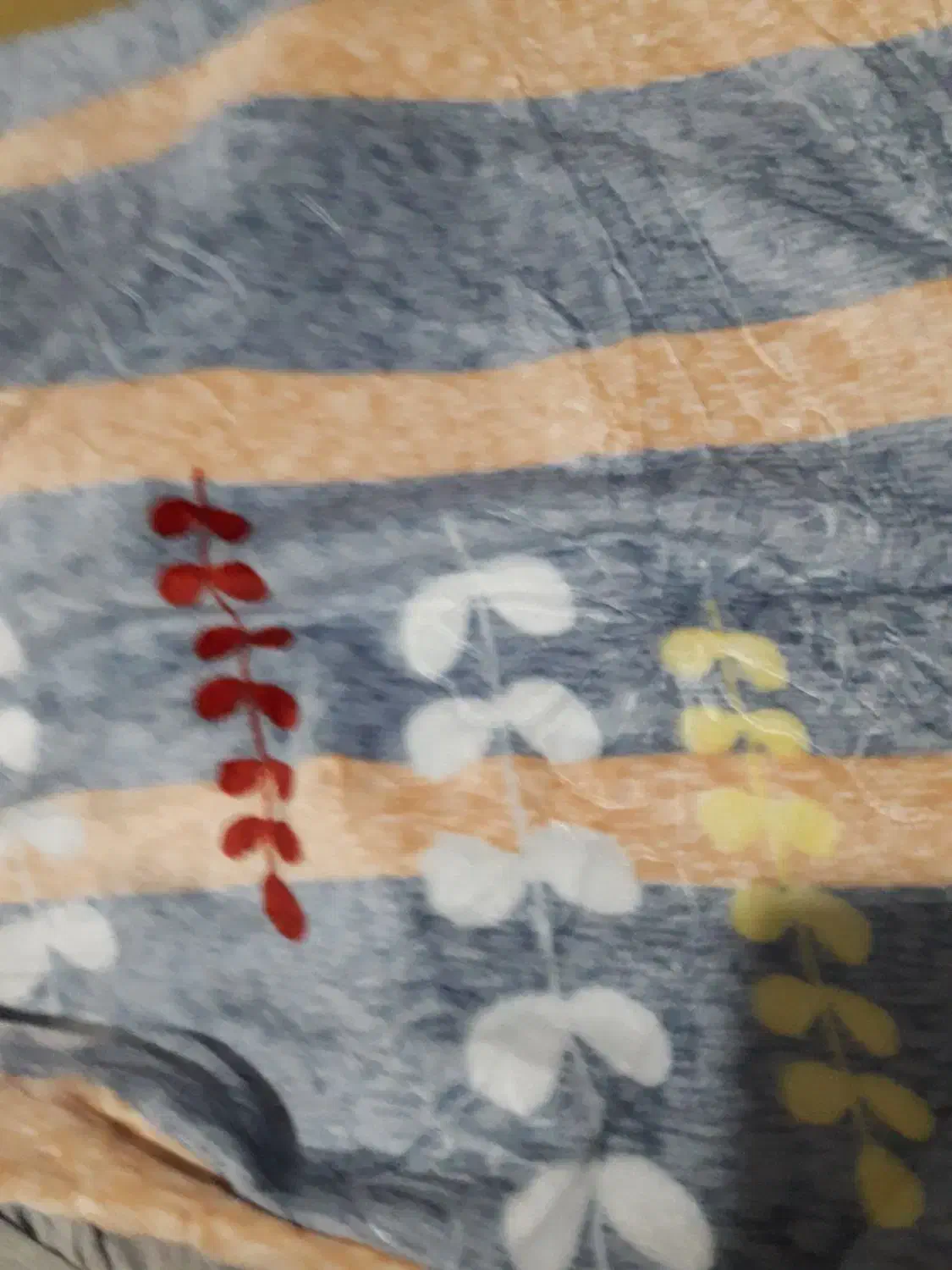 پتومسافرتی|رختخواب، بالش، پتو|رشت, جانبازان|دیوار