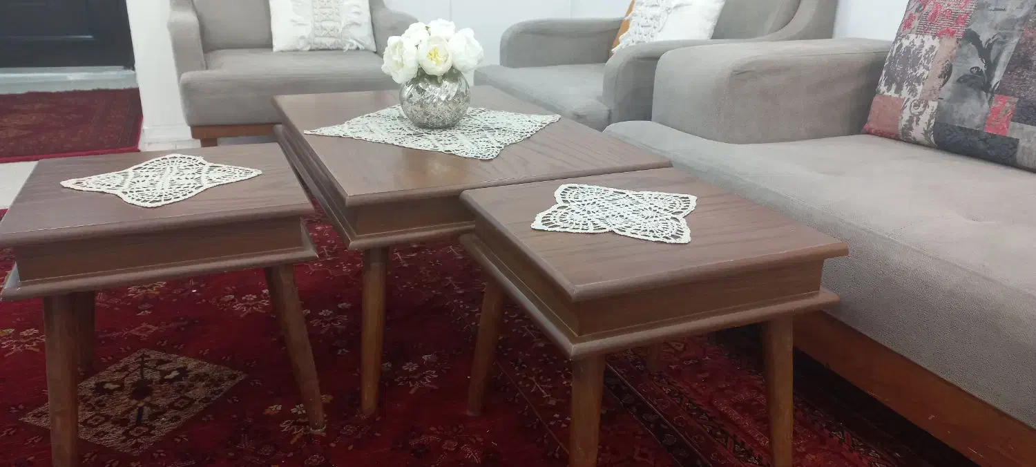 میز جلو مبلی به همراه دو عدد عسلی|مبلمان خانگی و میز عسلی|تهران, هاشمی|دیوار