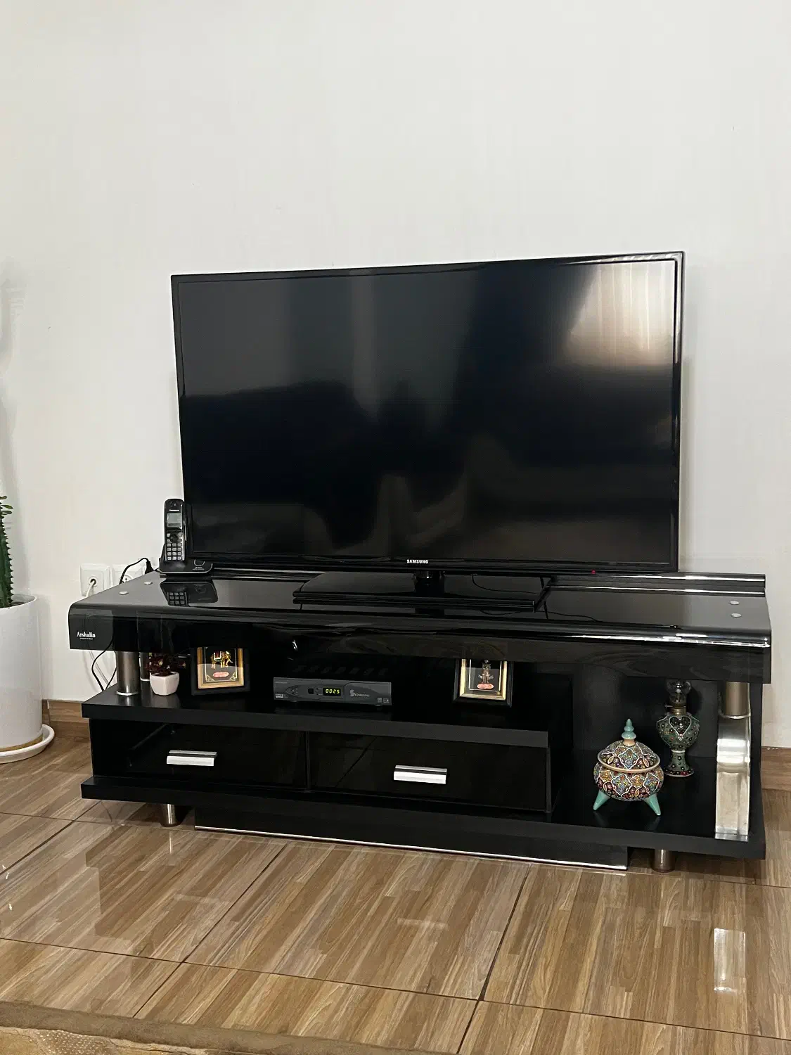 میز Tv|میز تلویزیون|رشت, دیانتی|دیوار