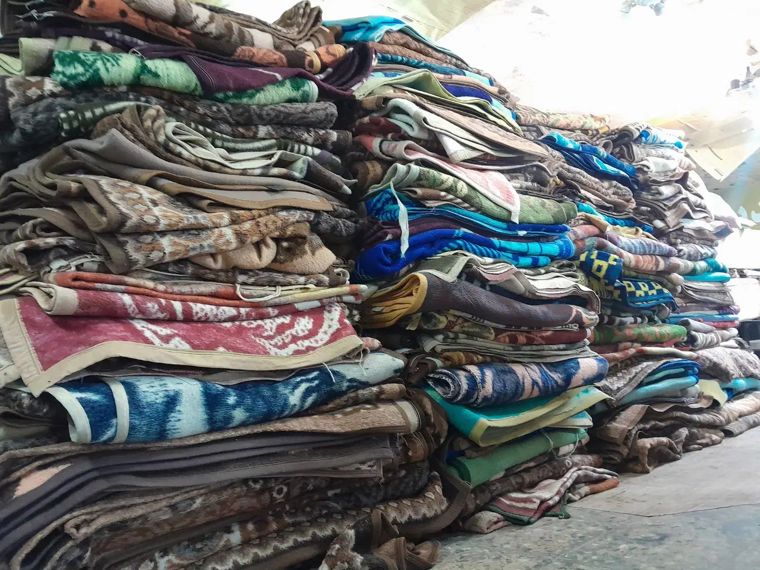 پتوی یکنفره ،شسته شده تمیز ۸۰۰ عدد|رختخواب، بالش، پتو|قم, شهرک امام حسن|دیوار