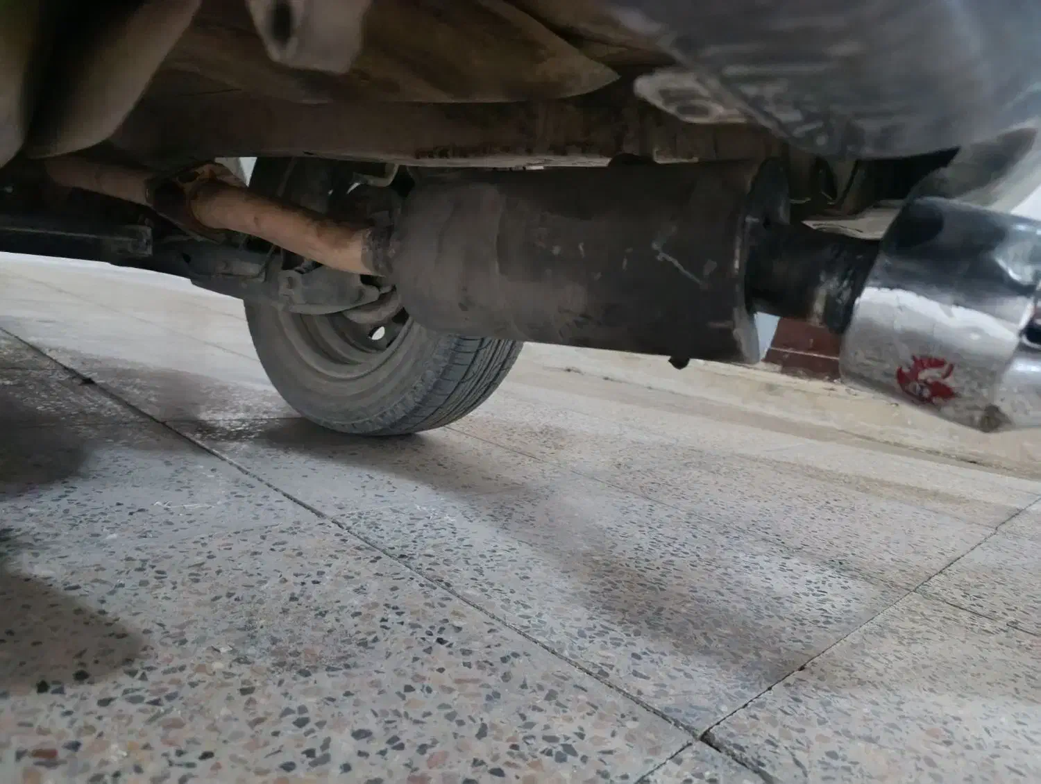 اگزوز|قطعات یدکی و لوازم جانبی|فولادشهر, مسکن مهر فولادشهر|دیوار