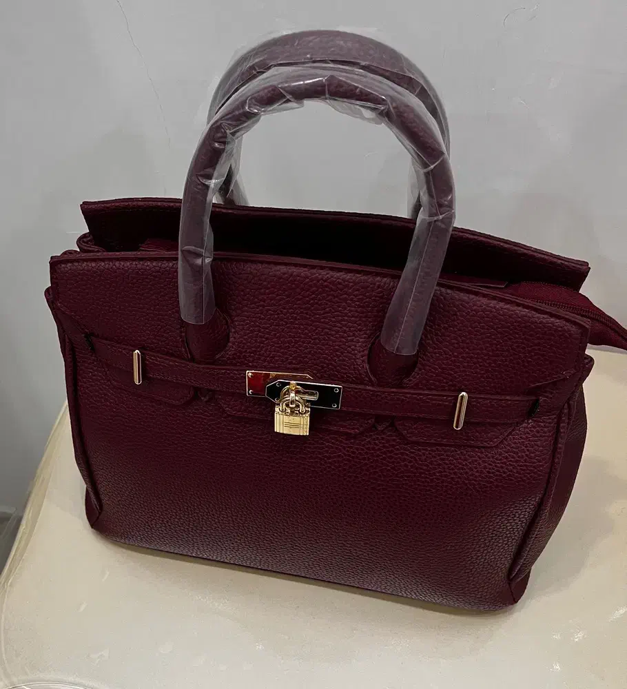 کیف دستی|کیف، کفش، کمربند|ماکو, |دیوار