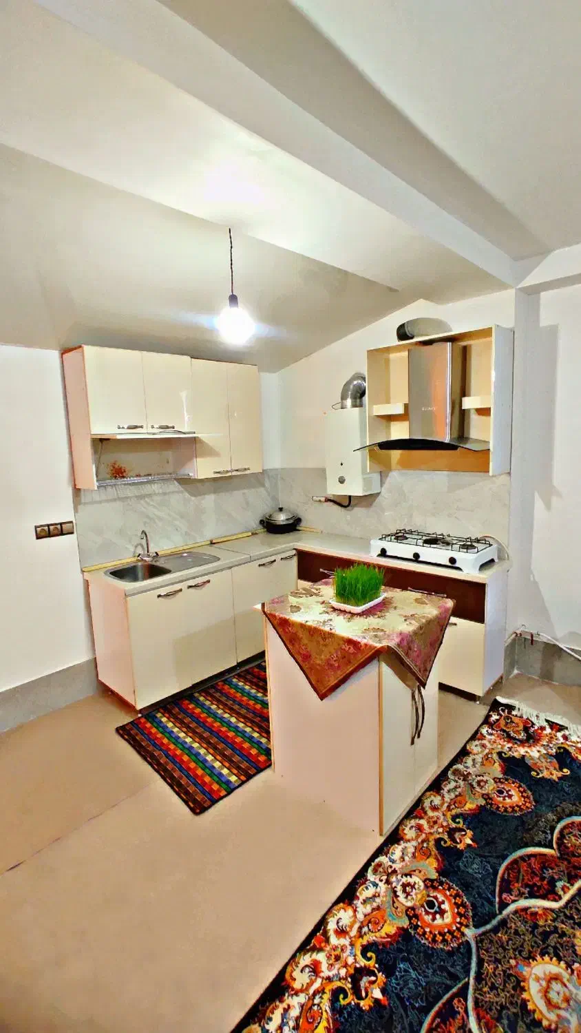 سوئیت 50 متری-روزانه|اجارهٔ کوتاه‌مدت آپارتمان و سوئیت|رودسر, |دیوار