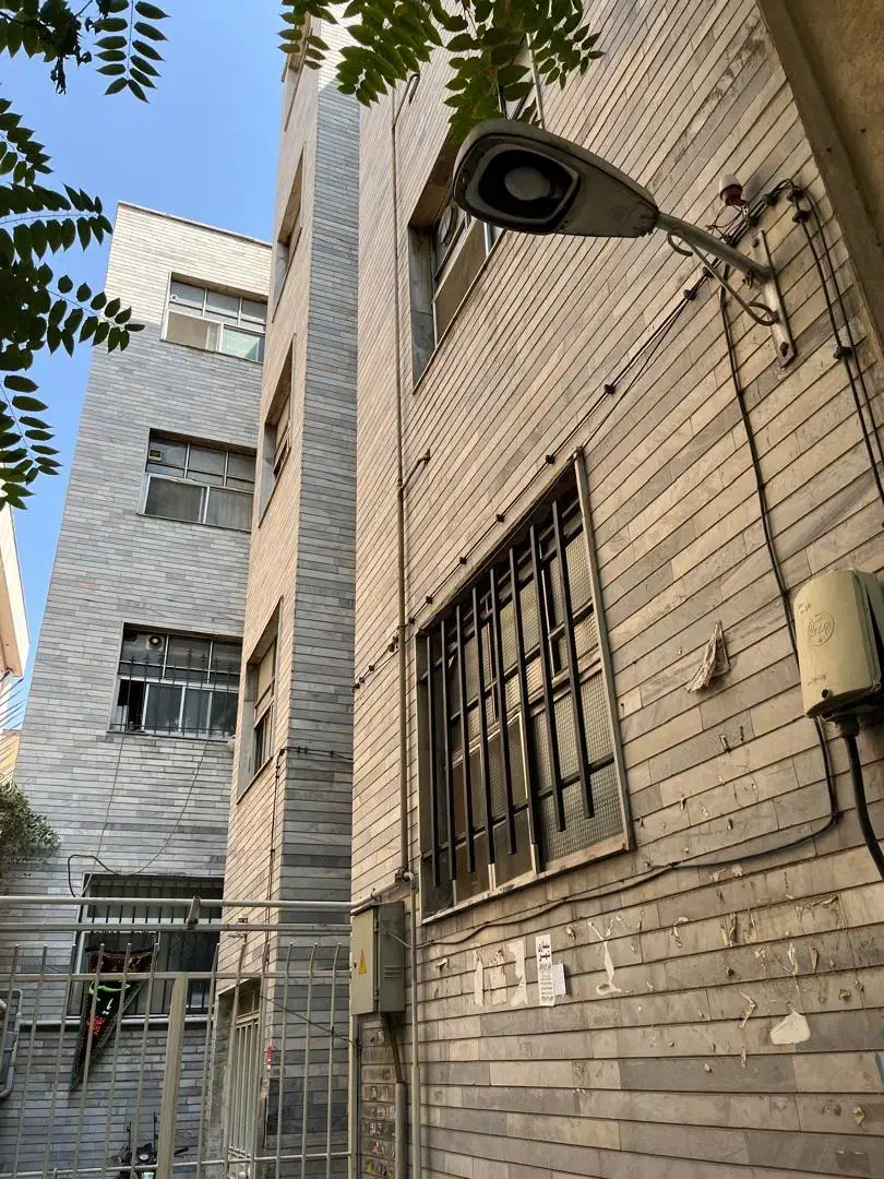 * ۹۰ متر خواجه نصیر خ آمل *