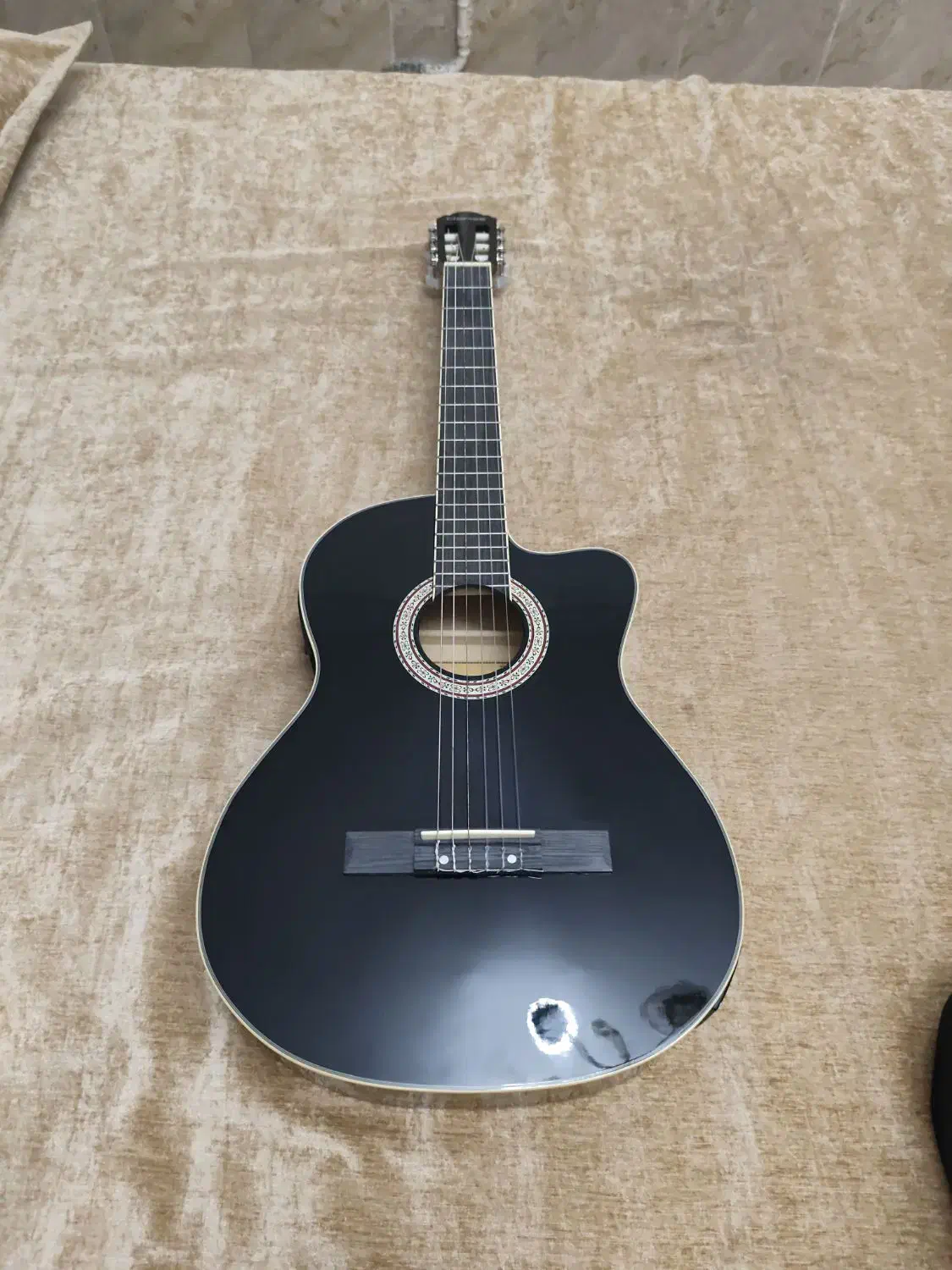 گیتار کلاریس مشخصات|گیتار، بیس، امپلیفایر|مشهد, احمدآباد|دیوار