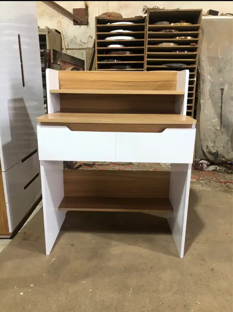 میز تحریر|میز تحریر و کامپیوتر|نکا, |دیوار