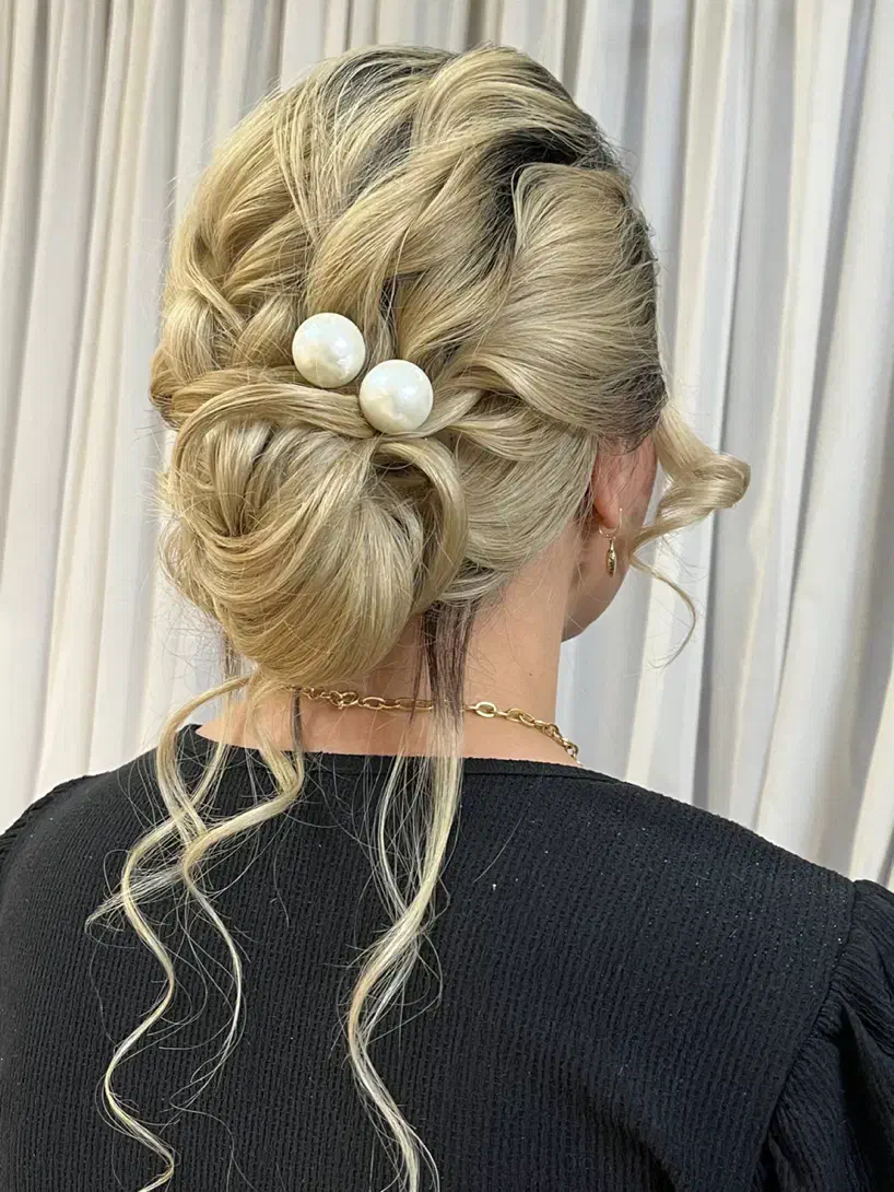 شنیون رایگان|خدمات آرایشگری و زیبایی|مشهد, آپارتمان های مرتفع|دیوار