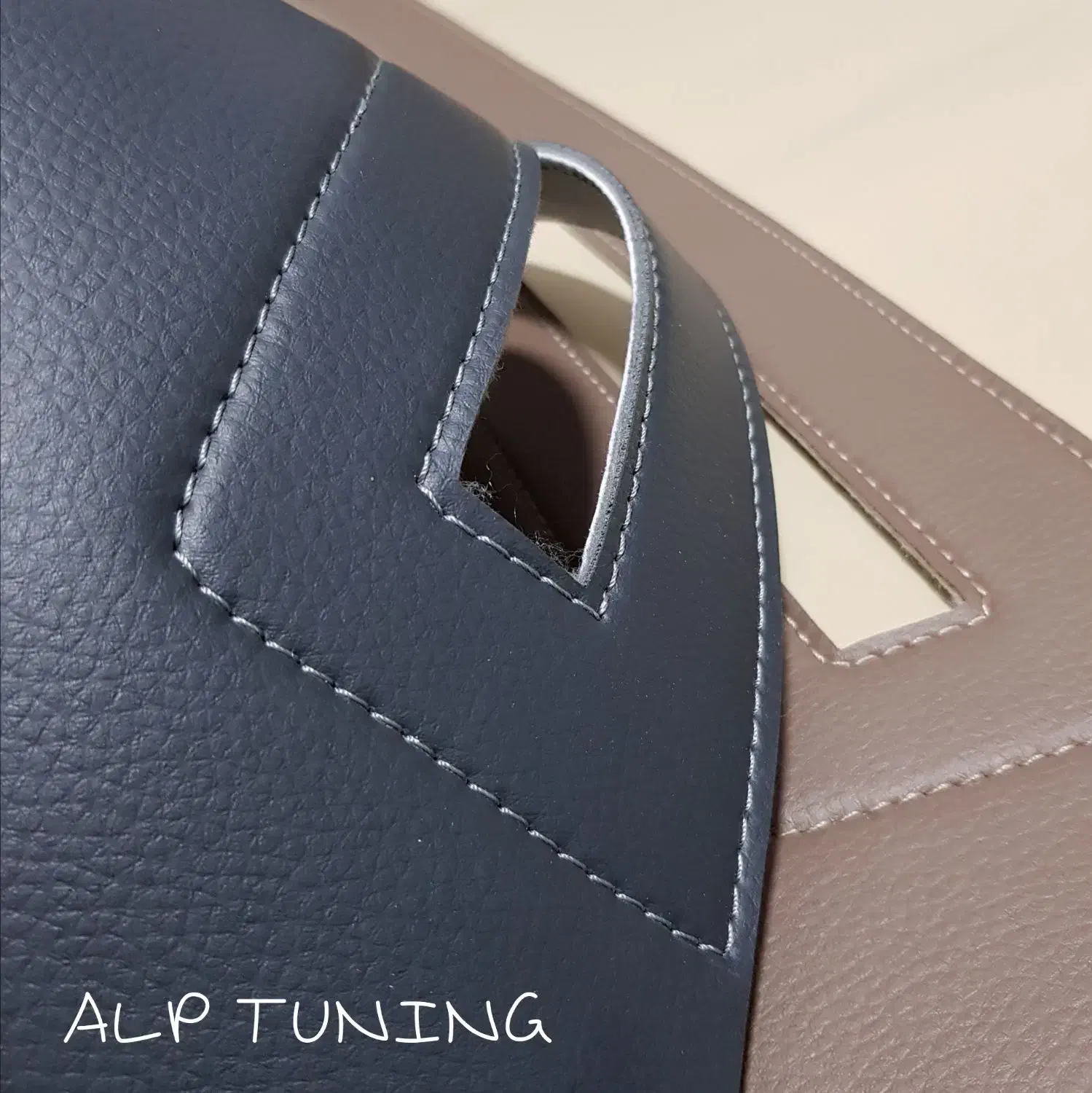 روداشبوردی ام وی ام 530 ( کاور داشبورد )|قطعات یدکی و لوازم جانبی|تبریز, |دیوار