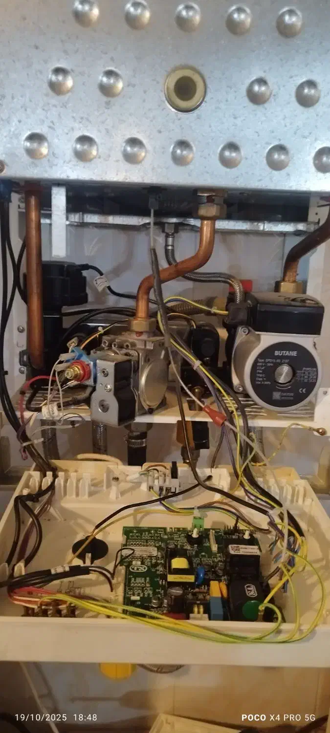 سرویس پکیج نصب رادیاتور لوله کشی فاز 11 5 8 9|خدمات پیشه و مهارت|پردیس, فاز ۱۱|دیوار