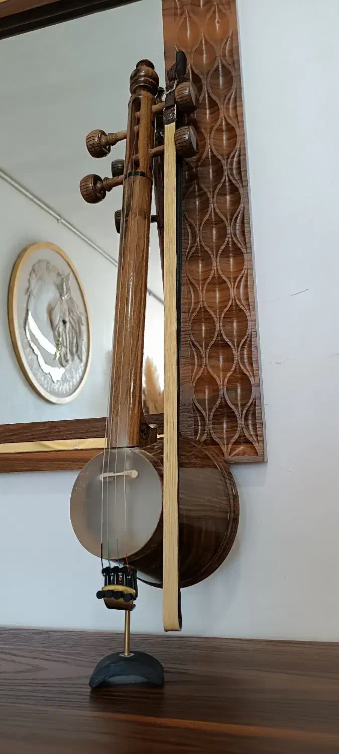 کمانچه نونو تازه خریدم|سازهای سنتی|خرم‌آباد, |دیوار