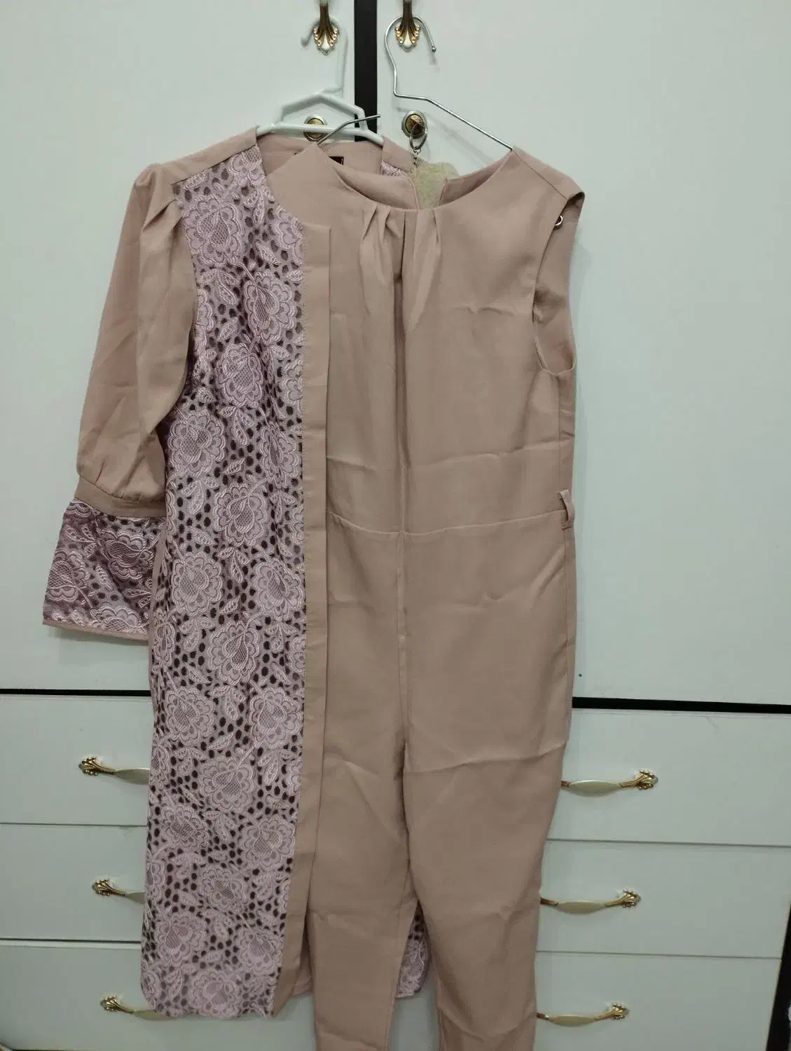 مانتو و شلوار مجلسی نو|لباس|قم, انسجام|دیوار