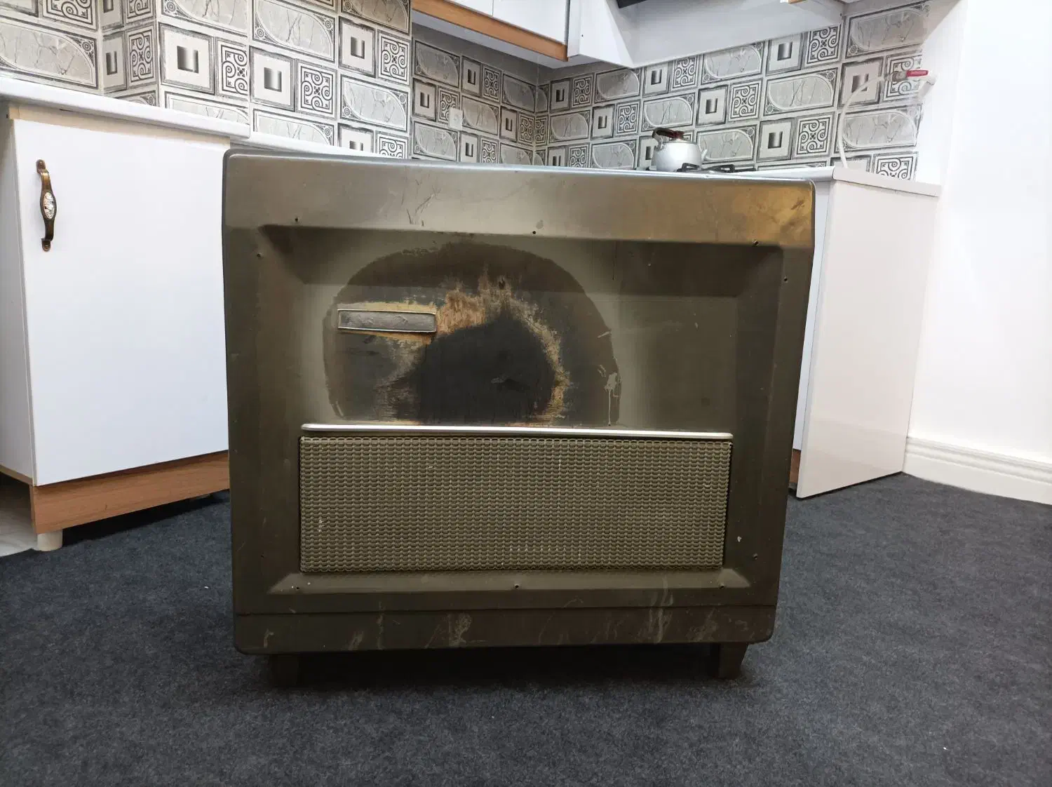 بخاری|بخاری، هیتر، شومینه|شیراز, کوشک میدان|دیوار