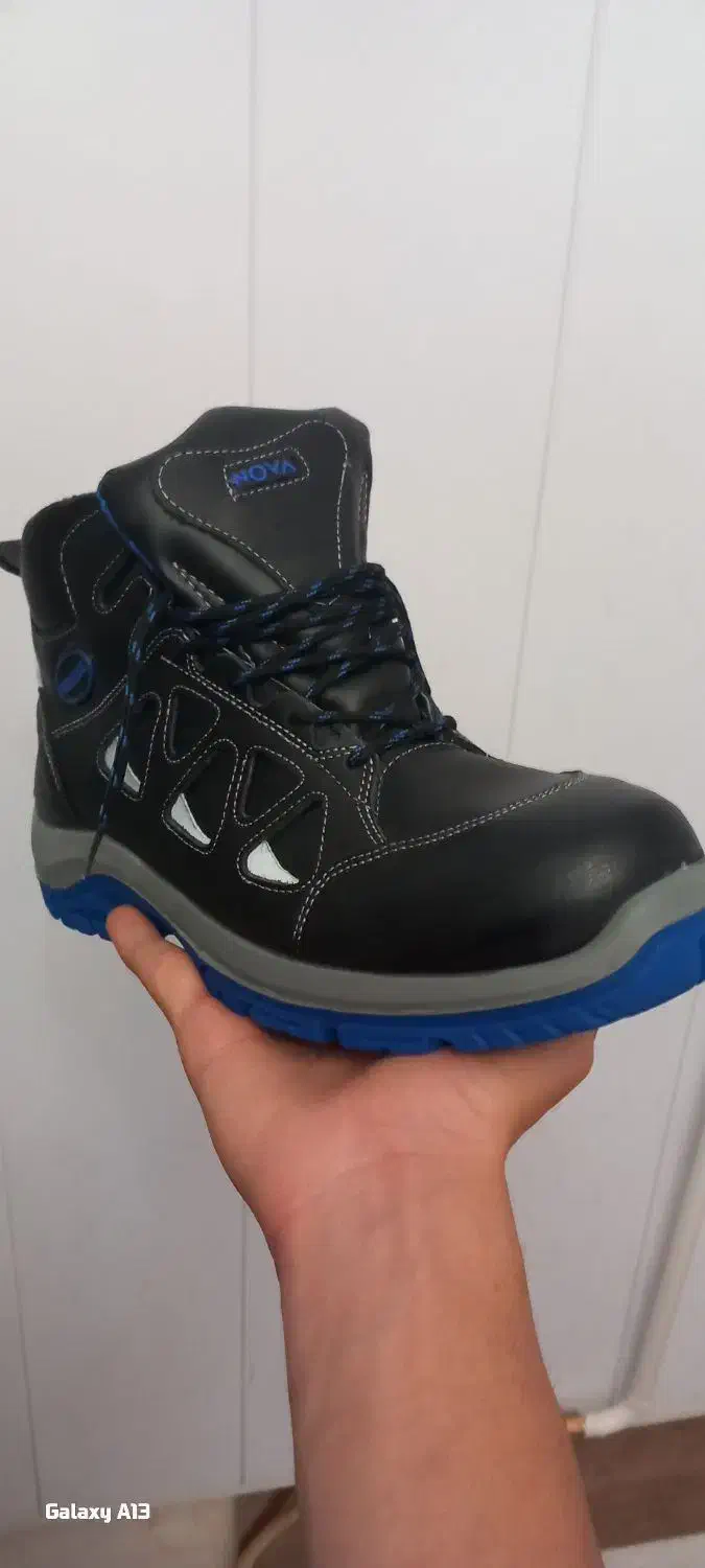 کفش ایمنی|کیف، کفش، کمربند|بروجرد, |دیوار