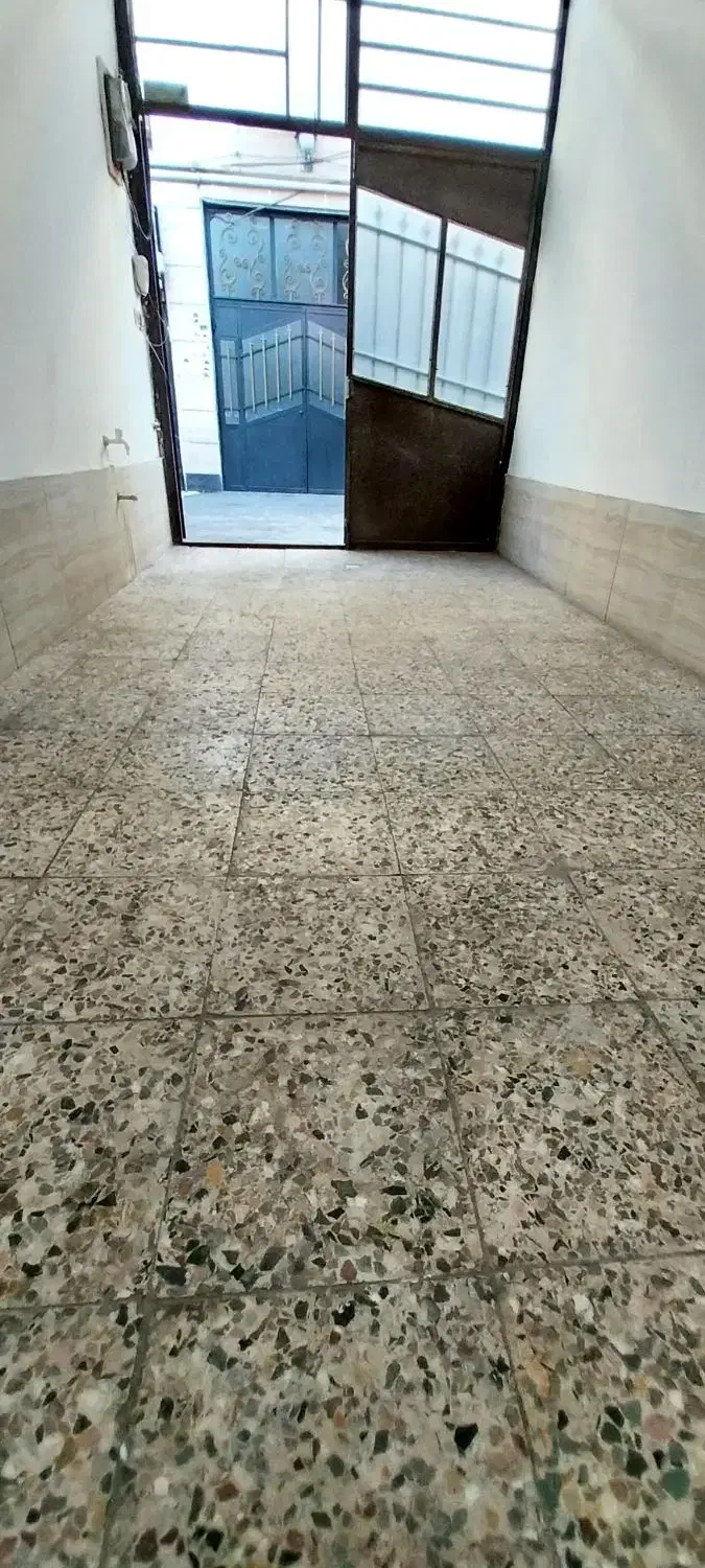 سوییت کرسی بلند ۷۱متری پارکینگ اختصاصی|فروش آپارتمان|رشت, حمیدیان|دیوار