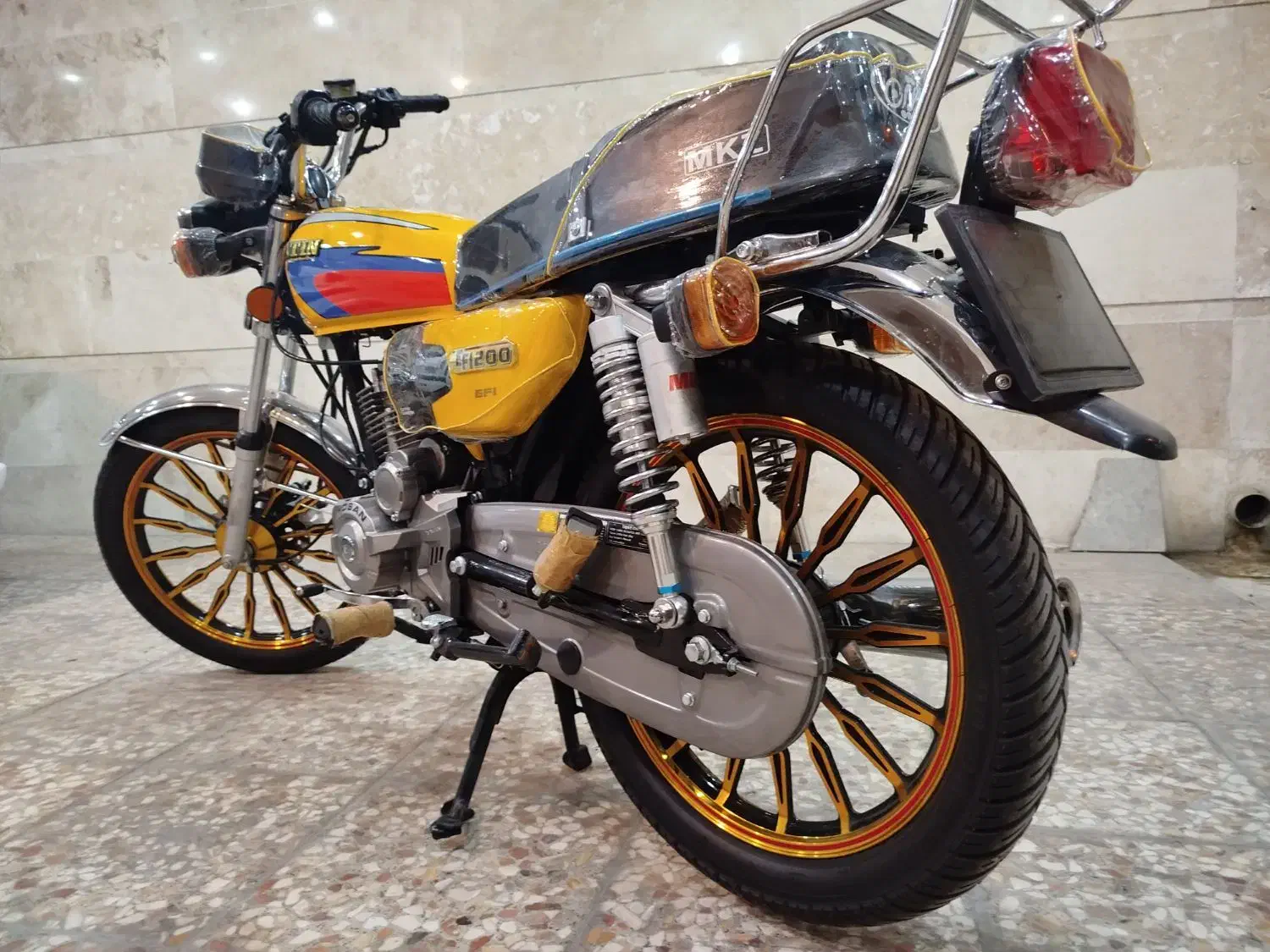 متین ۲۰۰ ۱۴۰۳ خشک|موتورسیکلت|دورود, |دیوار