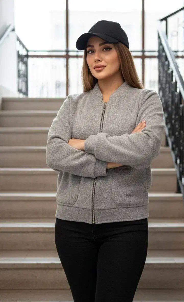 بامبر روناک|لباس|تهران, پامنار|دیوار