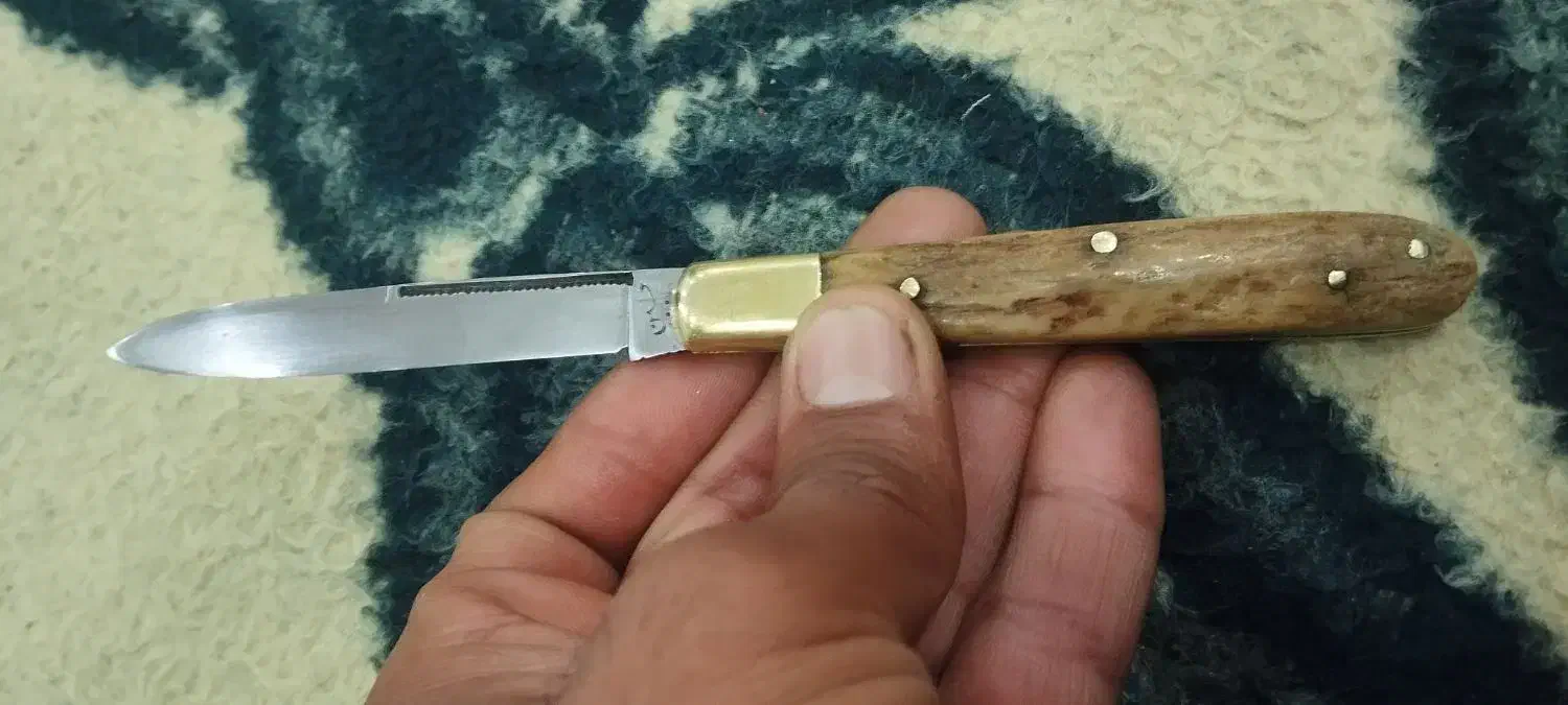 چاقو کهنه دسته شاخ|کلکسیون اشیاء عتیقه|همدان, |دیوار