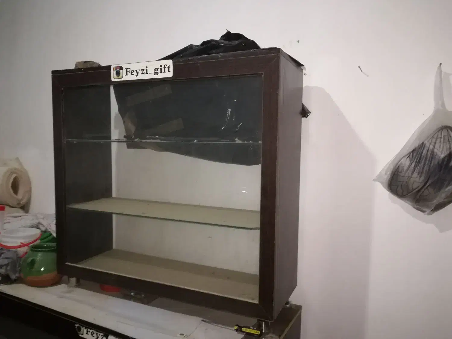 3عدد ویترین به فروش می رسد.|بوفه، ویترین، کنسول|بوکان, |دیوار