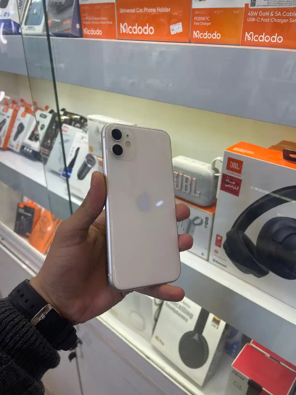 IPhone 11 128G در حد|موبایل|گنبد کاووس, |دیوار