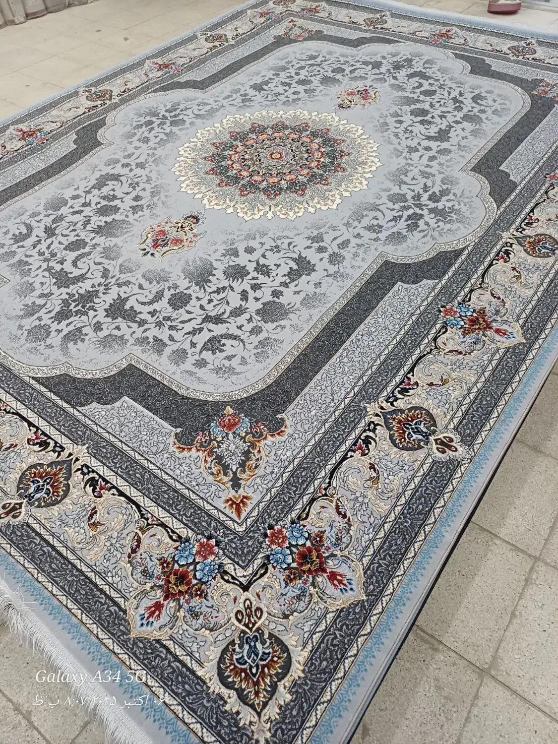 فرش ۱۲متری کاشان تمان نخ تراکم ۳۰۰۰ نوآکبند|فرش|زابل, |دیوار