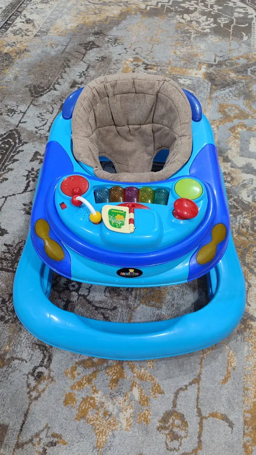 روروک موزیکال بچه|کفش و لباس بچه|بهبهان, |دیوار