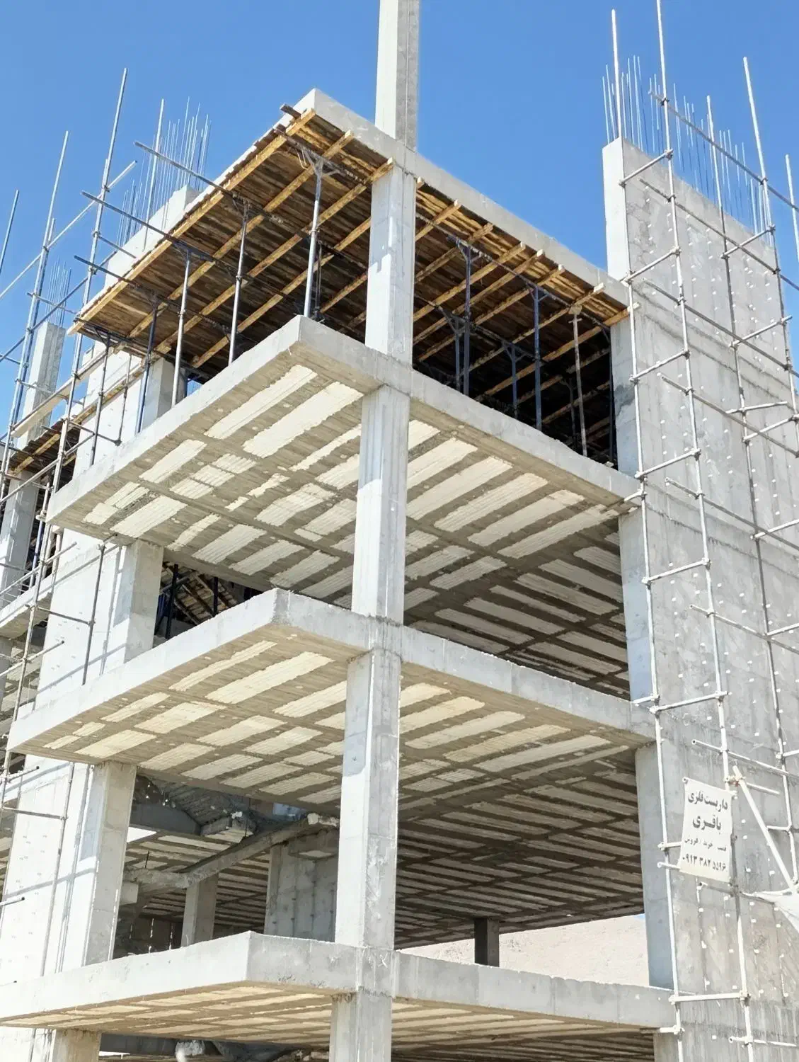 آپارتمان صدمتری با حداقل پیش پرداخت|فروش آپارتمان|شهرکرد, |دیوار