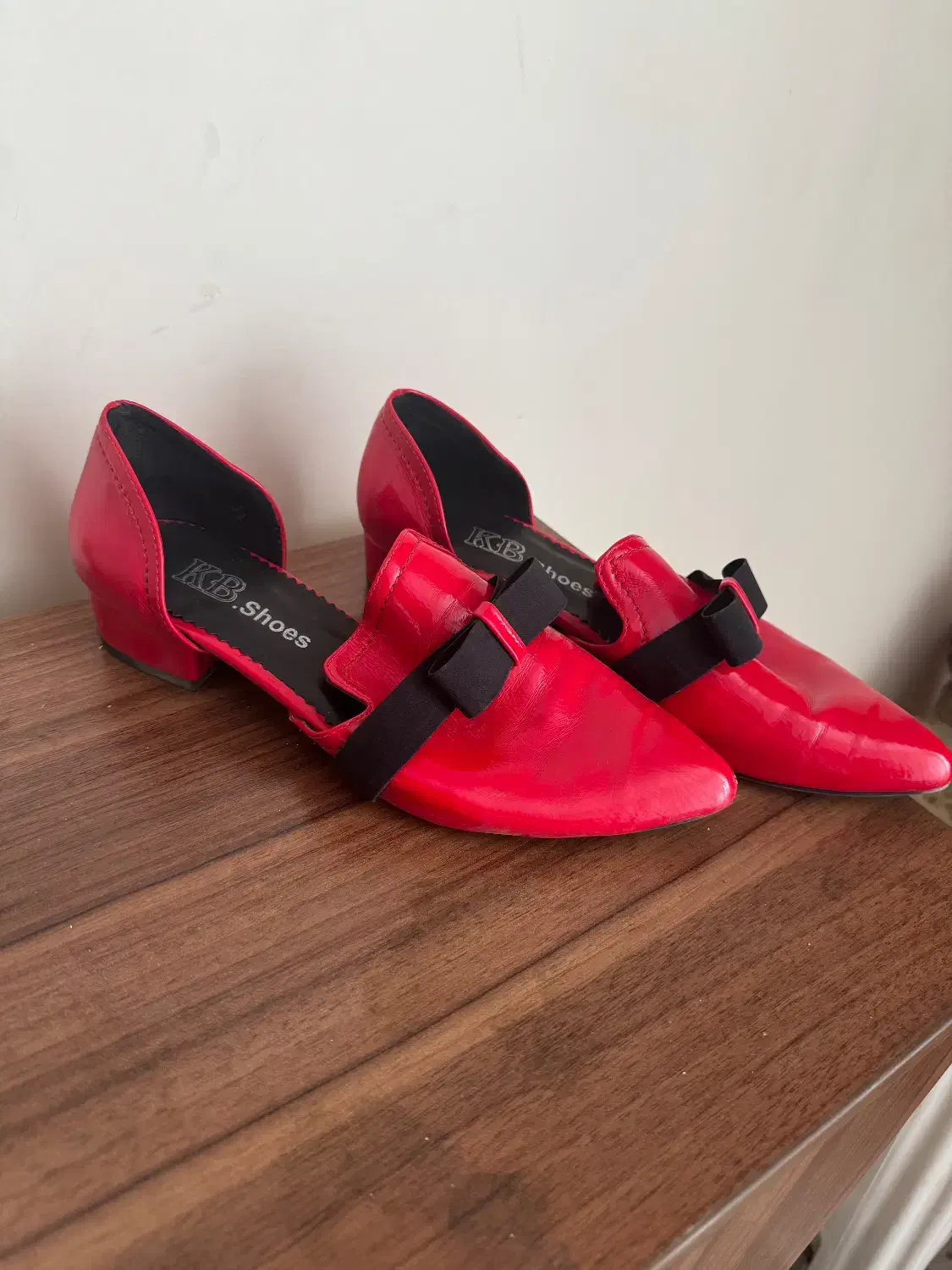 کفش|کیف، کفش، کمربند|اهواز, نادری|دیوار