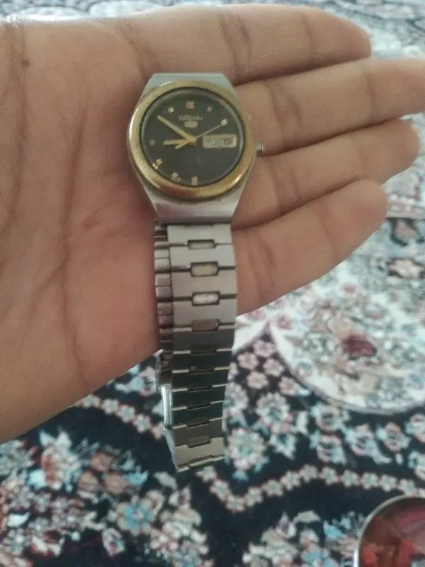ساعت|ساعت|بروجرد, |دیوار