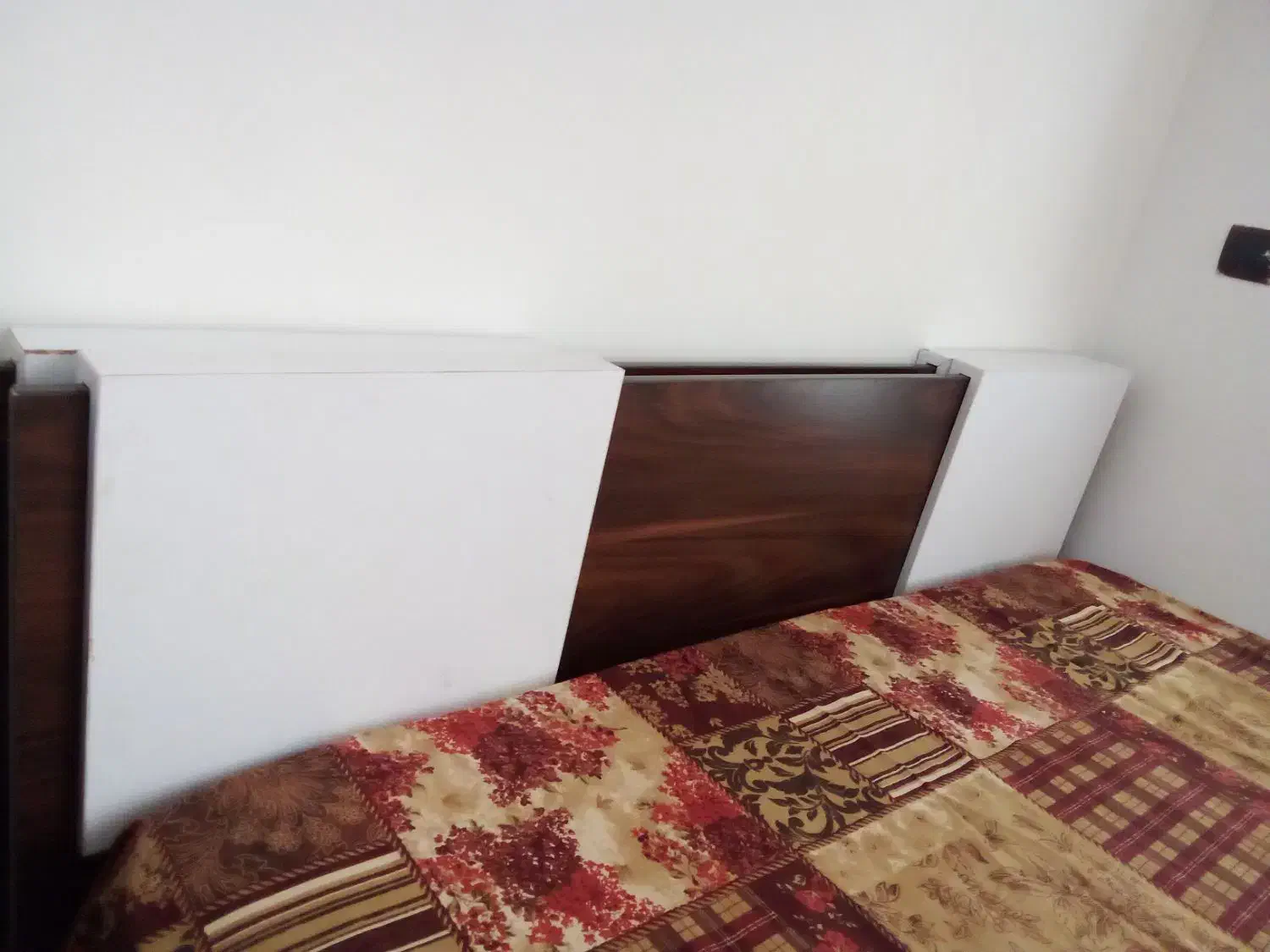 سرویس خواب دو نفره با خوشخواب|تخت و سرویس خواب|کیش, |دیوار