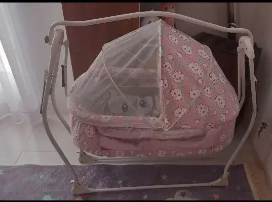 گهواره نوزادی|تخت و صندلی بچه|رودسر, |دیوار