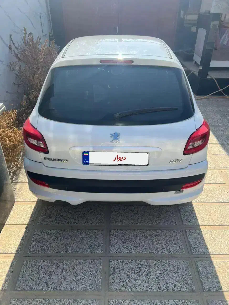پژو۲۰۷ دنده مدل آخر ۹۸ کم کارکرد|خودرو سواری و وانت|تهران, شادمان|دیوار