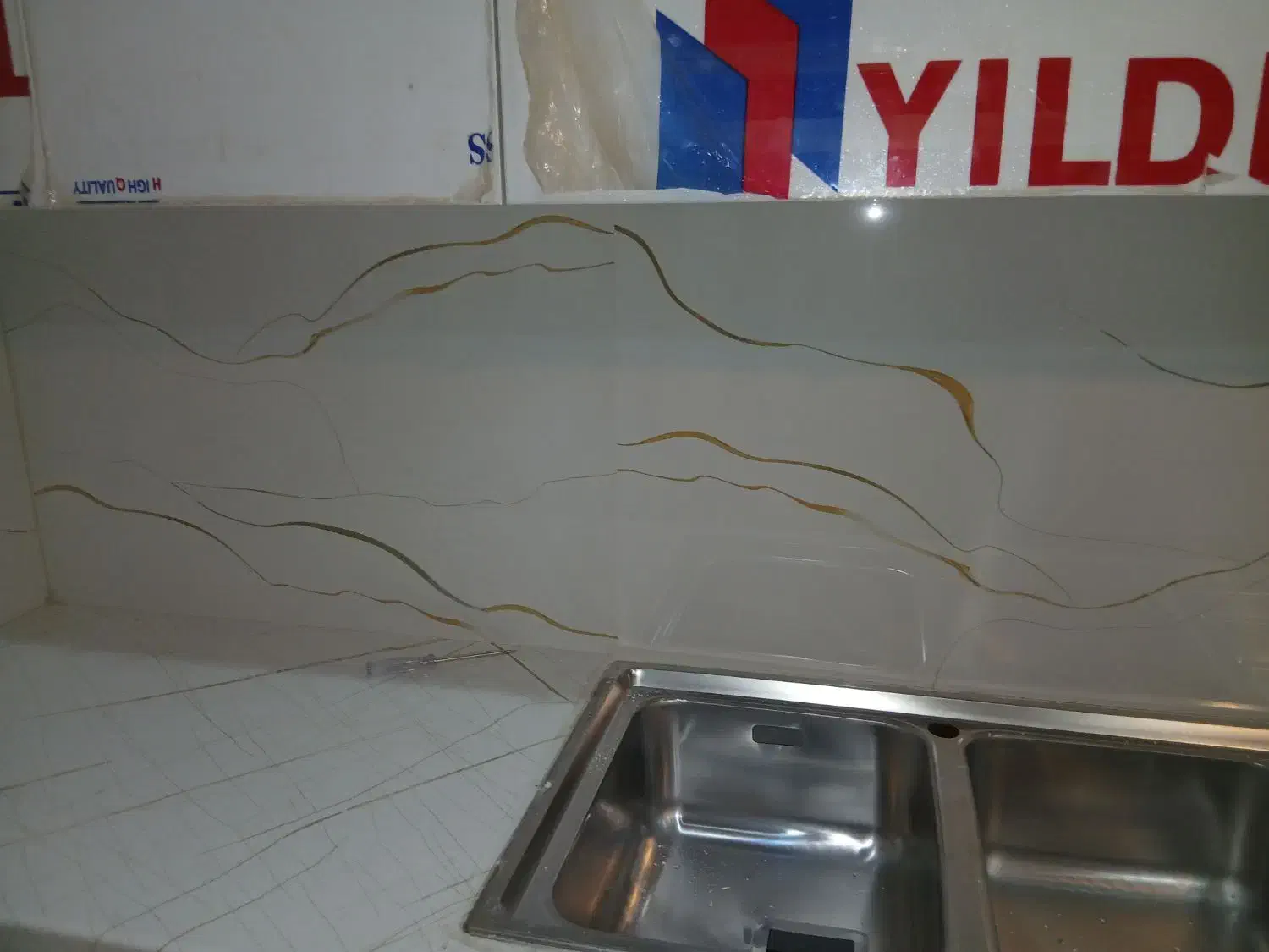 نصب کاشی سرامیک بین کابینت وسرویها|خدمات پیشه و مهارت|کرج, کرج نو|دیوار