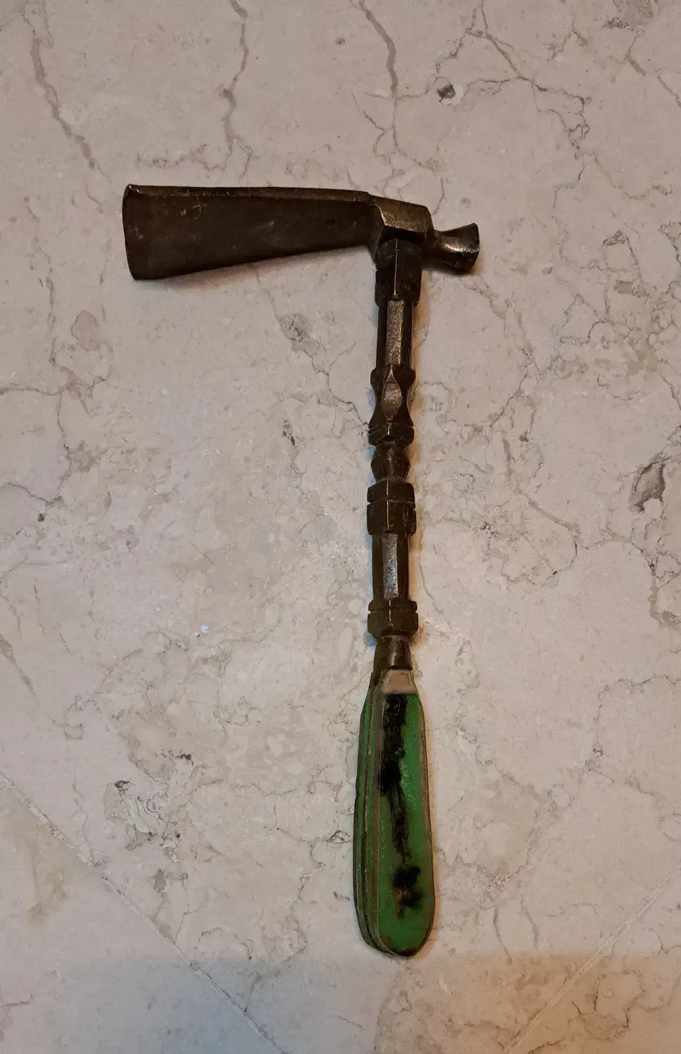 تیشه قندشکن برنجی قدیمی دسته تراشکاری|کلکسیون اشیاء عتیقه|تهران, جنت‌آباد جنوبی|دیوار