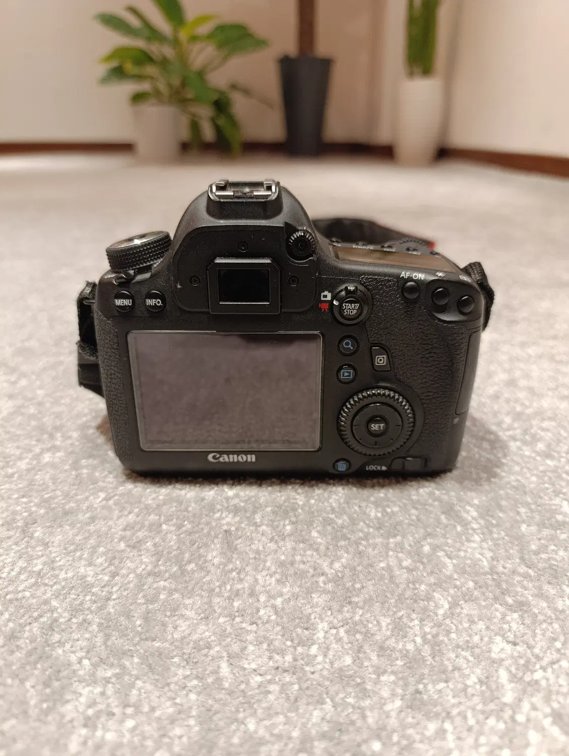 دوربین عکاسی و فیلمبرداری Canon EOS 6D - بادی|دوربین عکاسی و فیلمبرداری|تهران, سبلان (لشگر)|دیوار