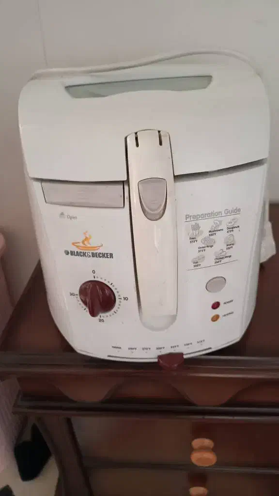 سرخ کن black and decker|اجاق گاز و لوازم برقی پخت‌وپز|تهران, نصرت|دیوار