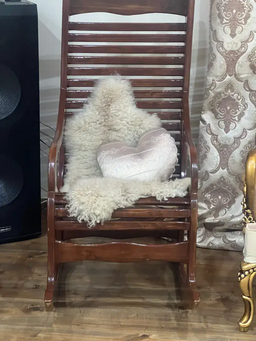 صندلی راک در حد نو|مبلمان خانگی و میز عسلی|تبریز, |دیوار