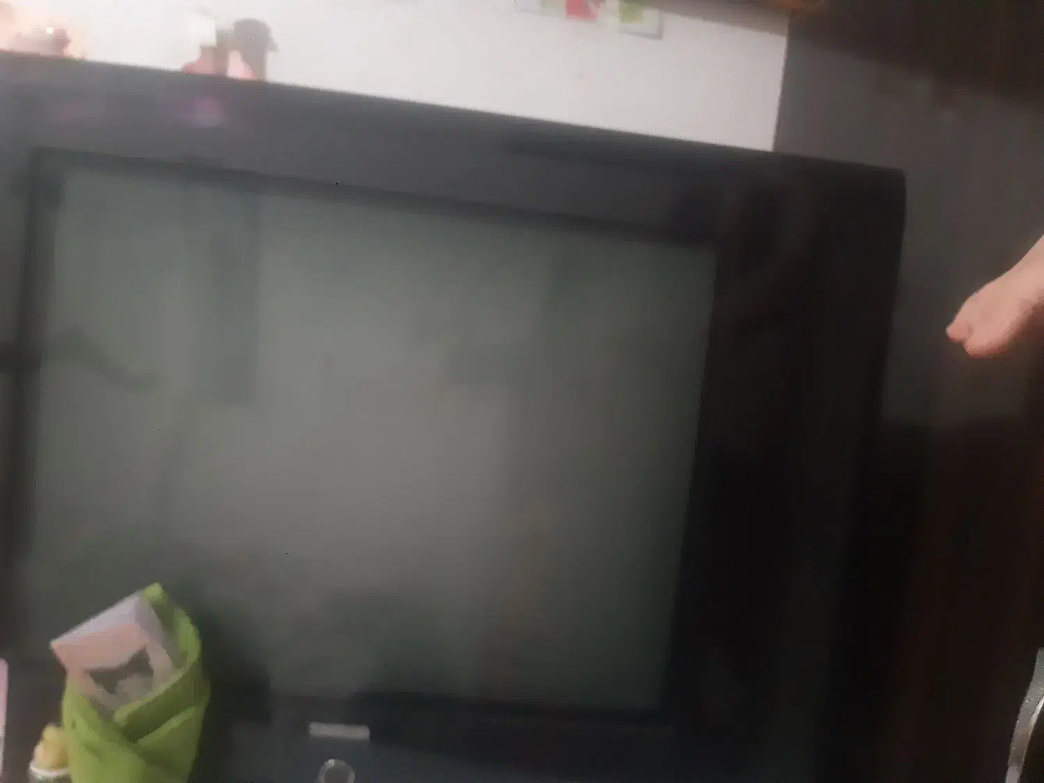 تلویزیون|تلویزیون و پروژکتور|رامشیر, |دیوار