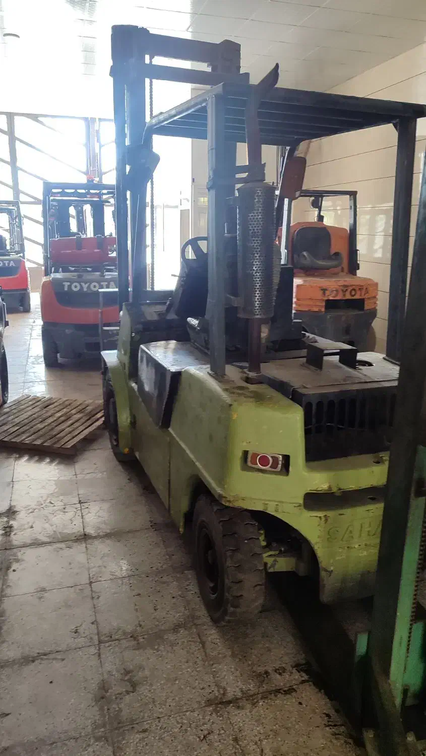 لیفتراک‌ سهند‌ 3تن‌|خودرو سنگین|تهران, حصارک|دیوار