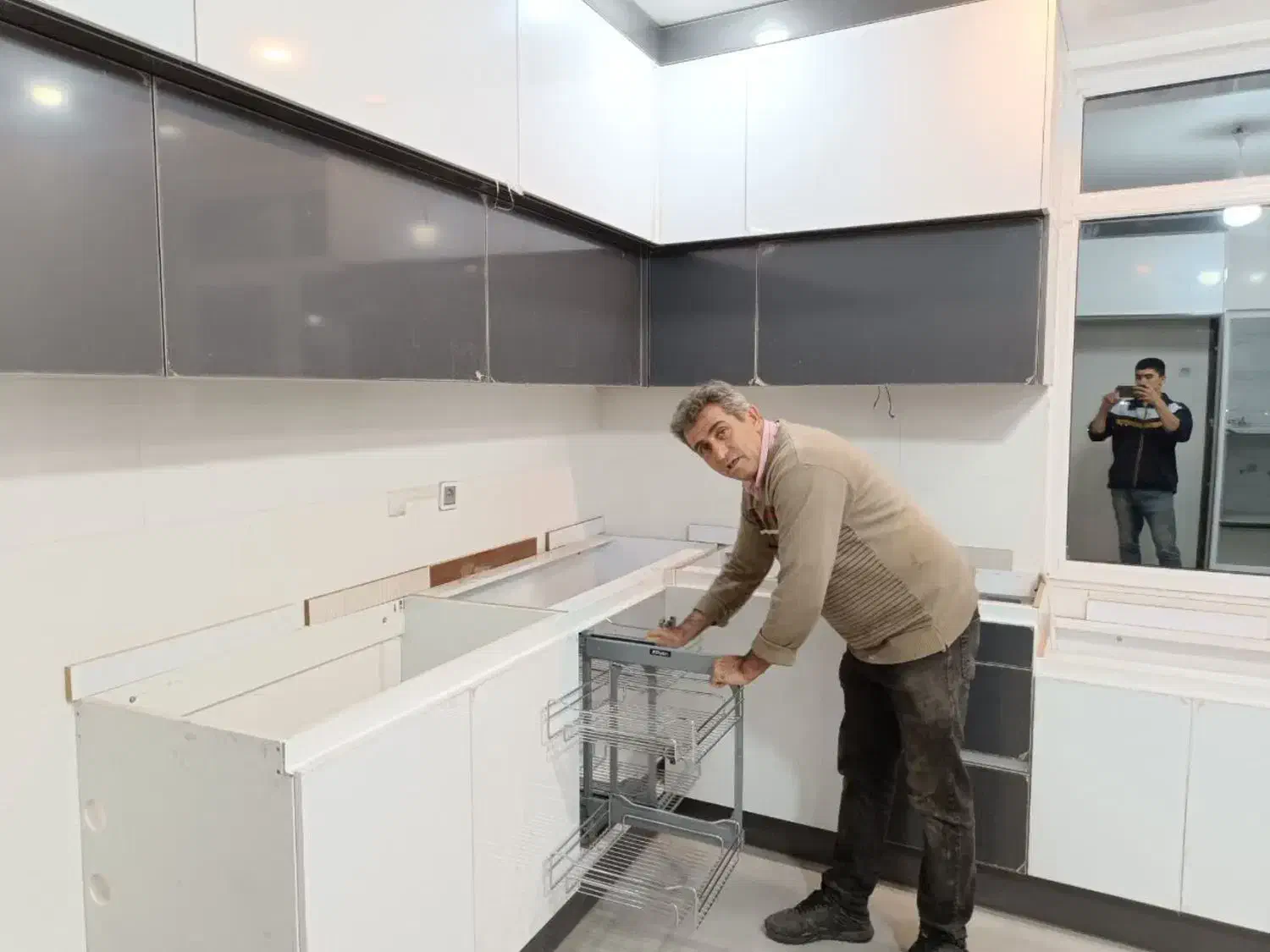 کابینت سازی ساخت درب چوبی ام دی اف کمد دیواری mdf|خدمات پیشه و مهارت|تهران, جنت‌آباد شمالی|دیوار