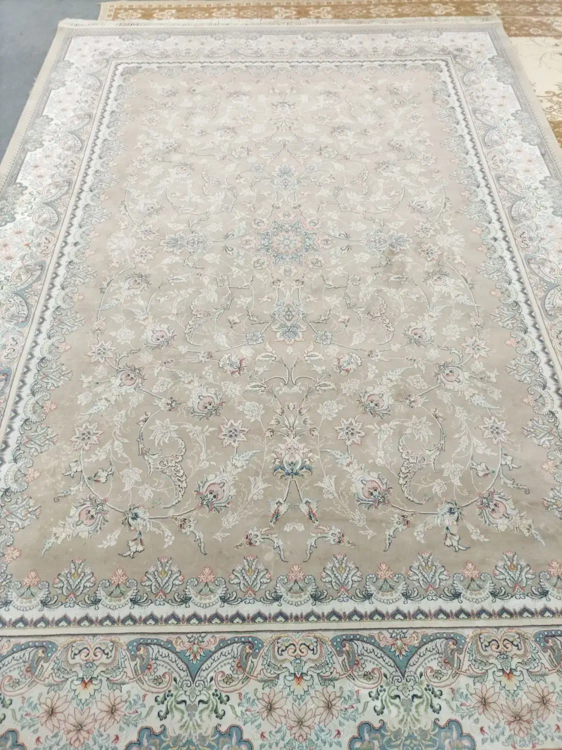 700شانه|فرش|قم, علی آباد|دیوار