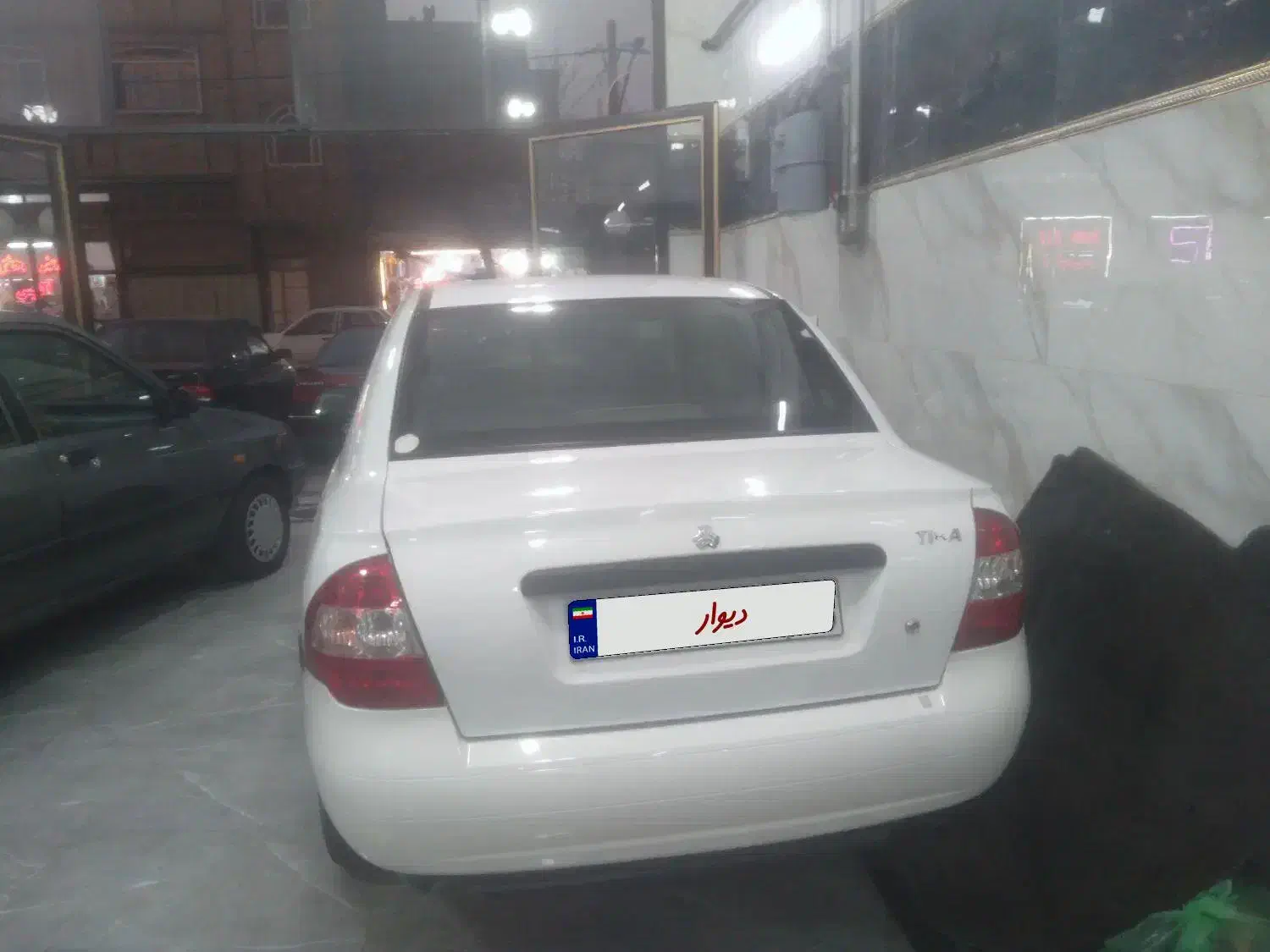 تیبا سفید مدل 97|خودرو سواری و وانت|تبریز, |دیوار