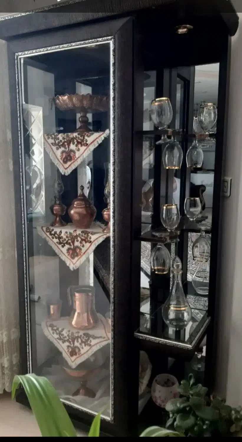 بوفه۴طبقه مدل جام خور. درب ریلی|بوفه، ویترین، کنسول|زرند, |دیوار