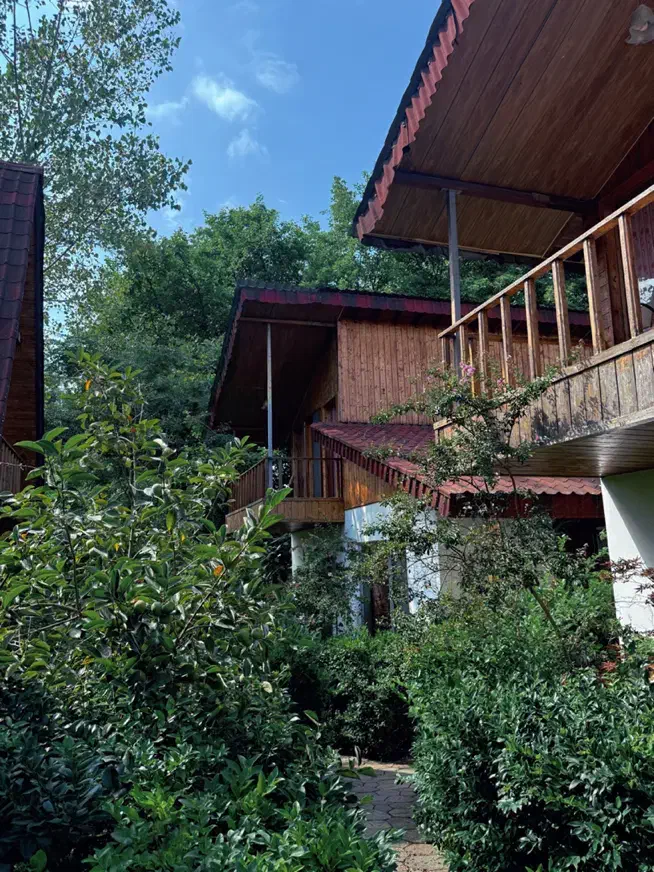 شهرک کلبه سوئیسی (استخردار)مازندران تنکابن|اجارهٔ کوتاه‌مدت ویلا و باغ|نشتارود, |دیوار