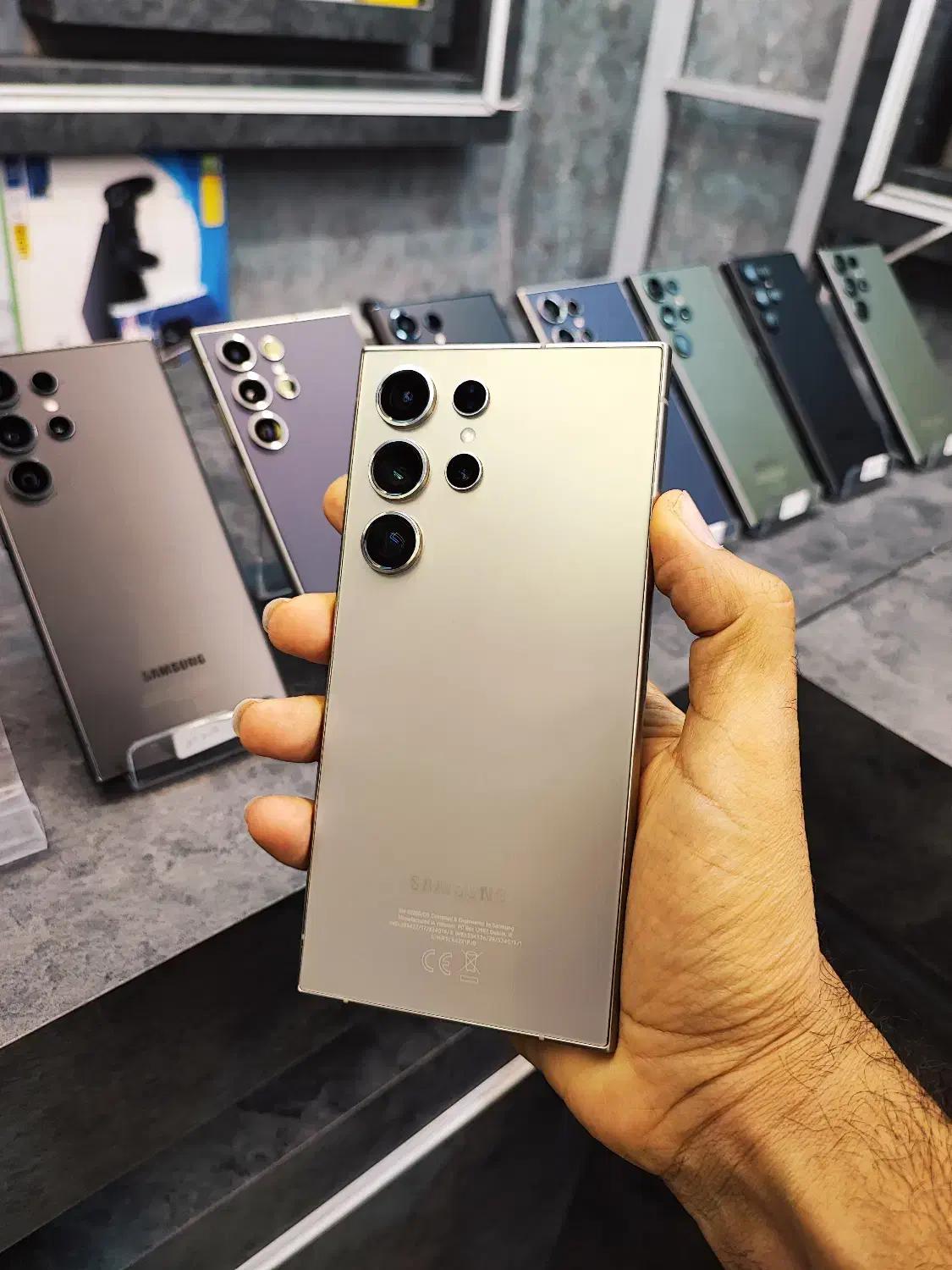 گوشی کارکرده درحدنو می‌خوای فقط کافیه پیام بدی|موبایل|بندرعباس, |دیوار